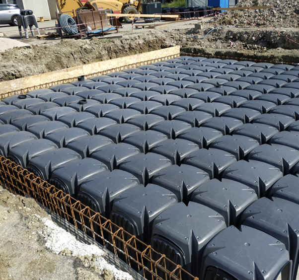 Balsa de laminación de aguas pluviales